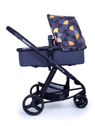 Giggle Mix Hold Car Seat Bundle Debut