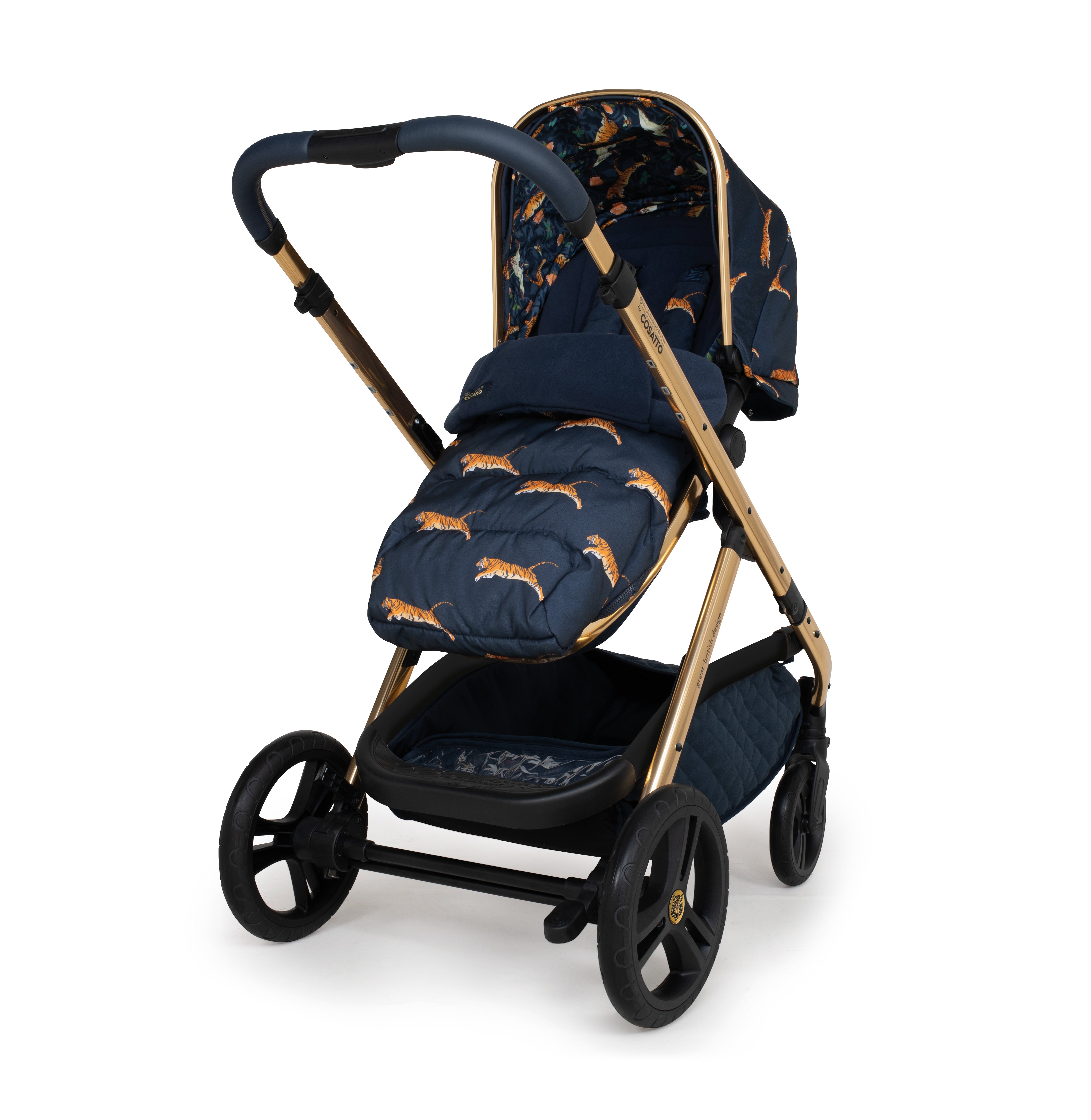 Wow XL Pram and Accessories Bundle On The Prowl