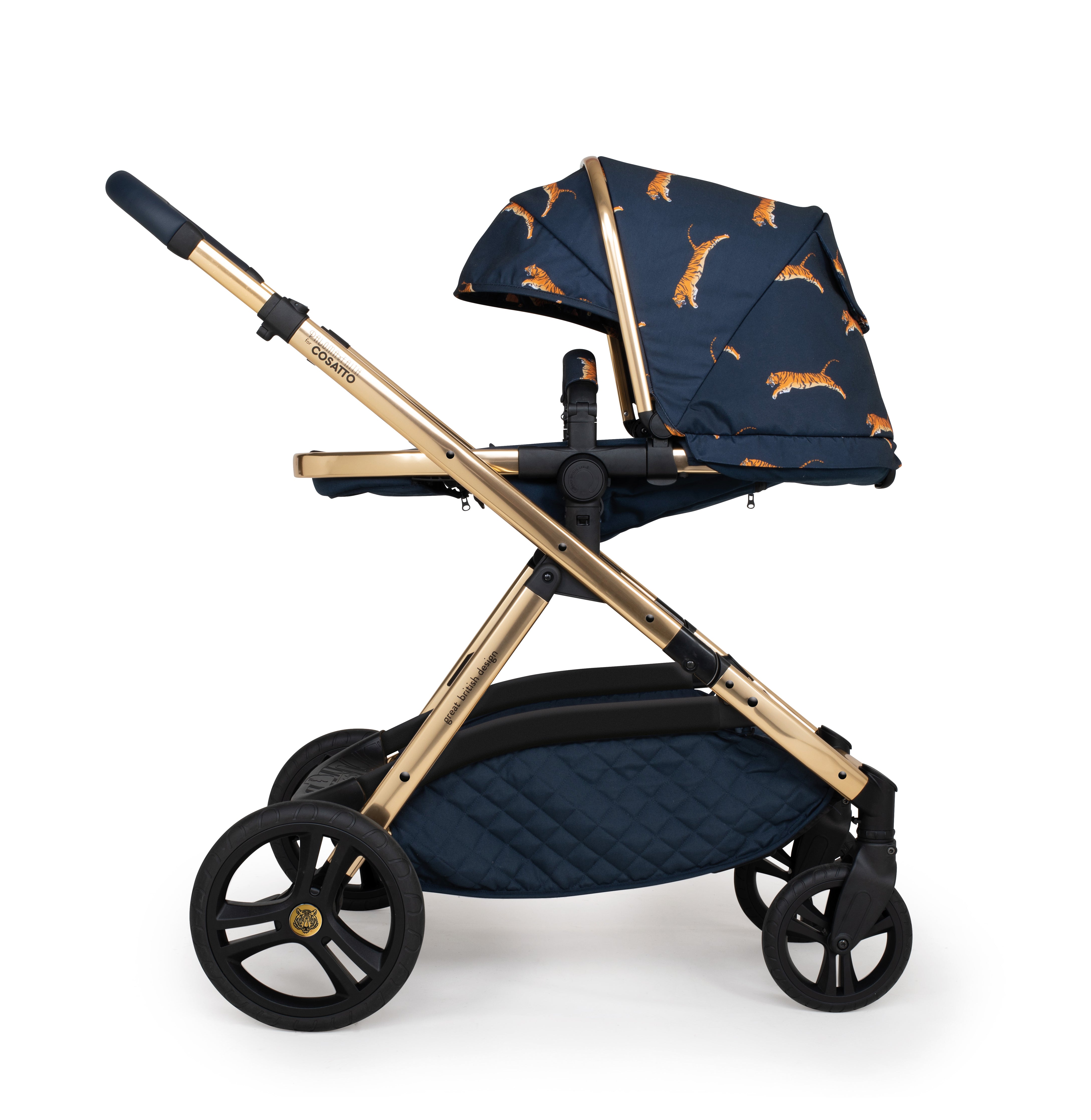 Wow XL Pram and Accessories Bundle On The Prowl