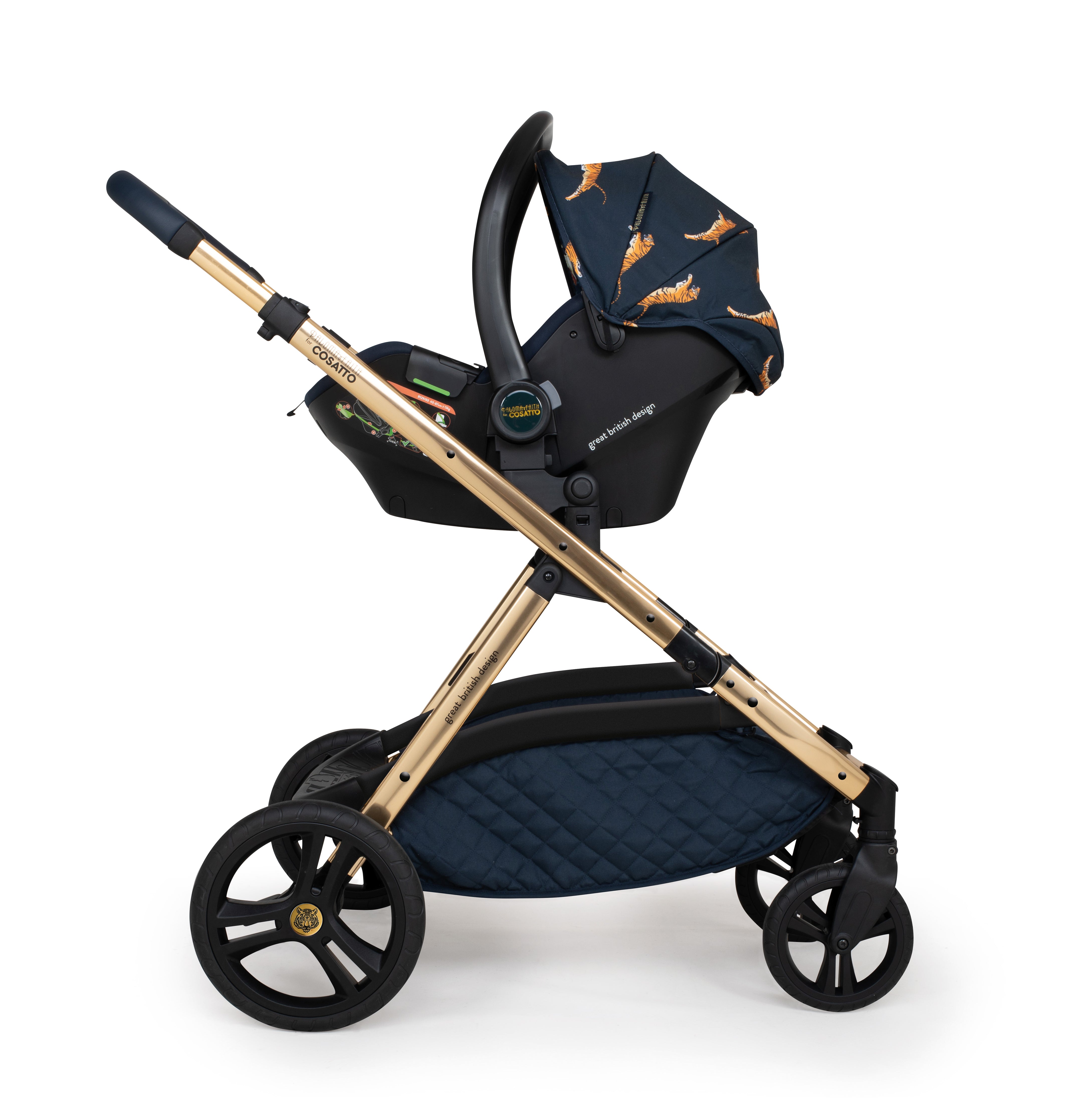 Wow XL Pram and Accessories Bundle On The Prowl